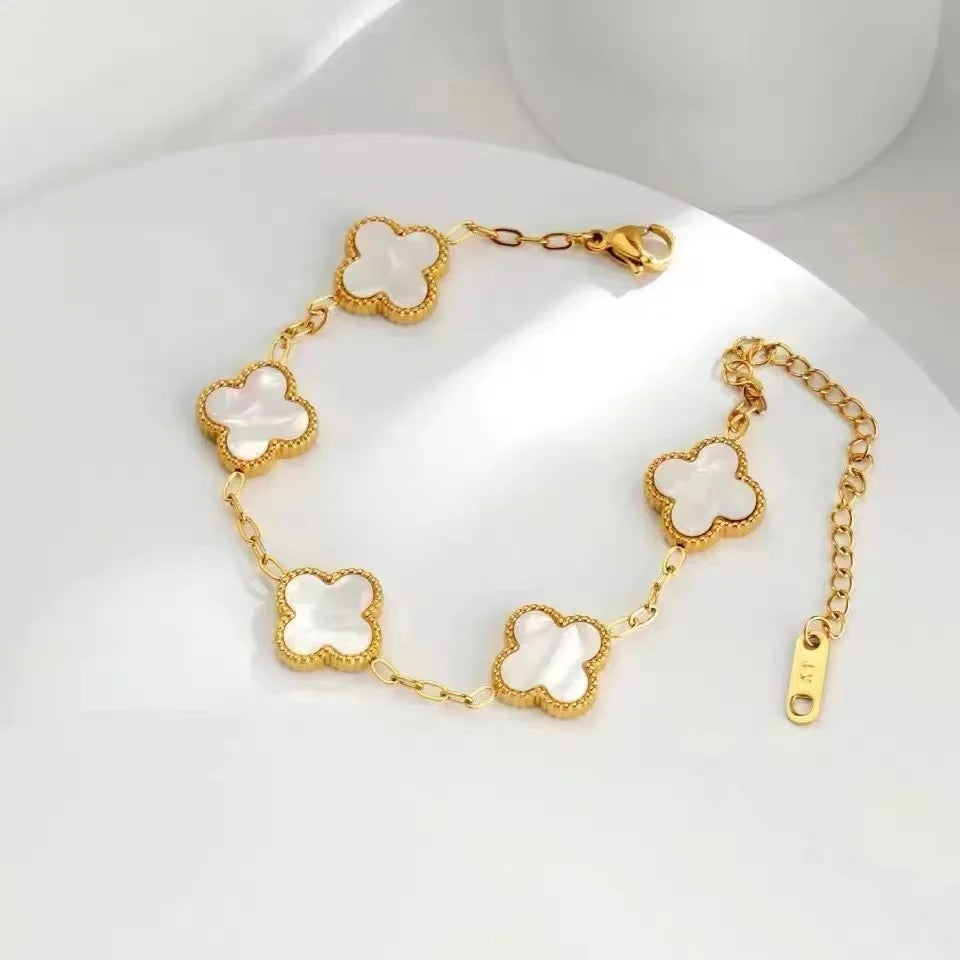 The Clover Color Bracelets