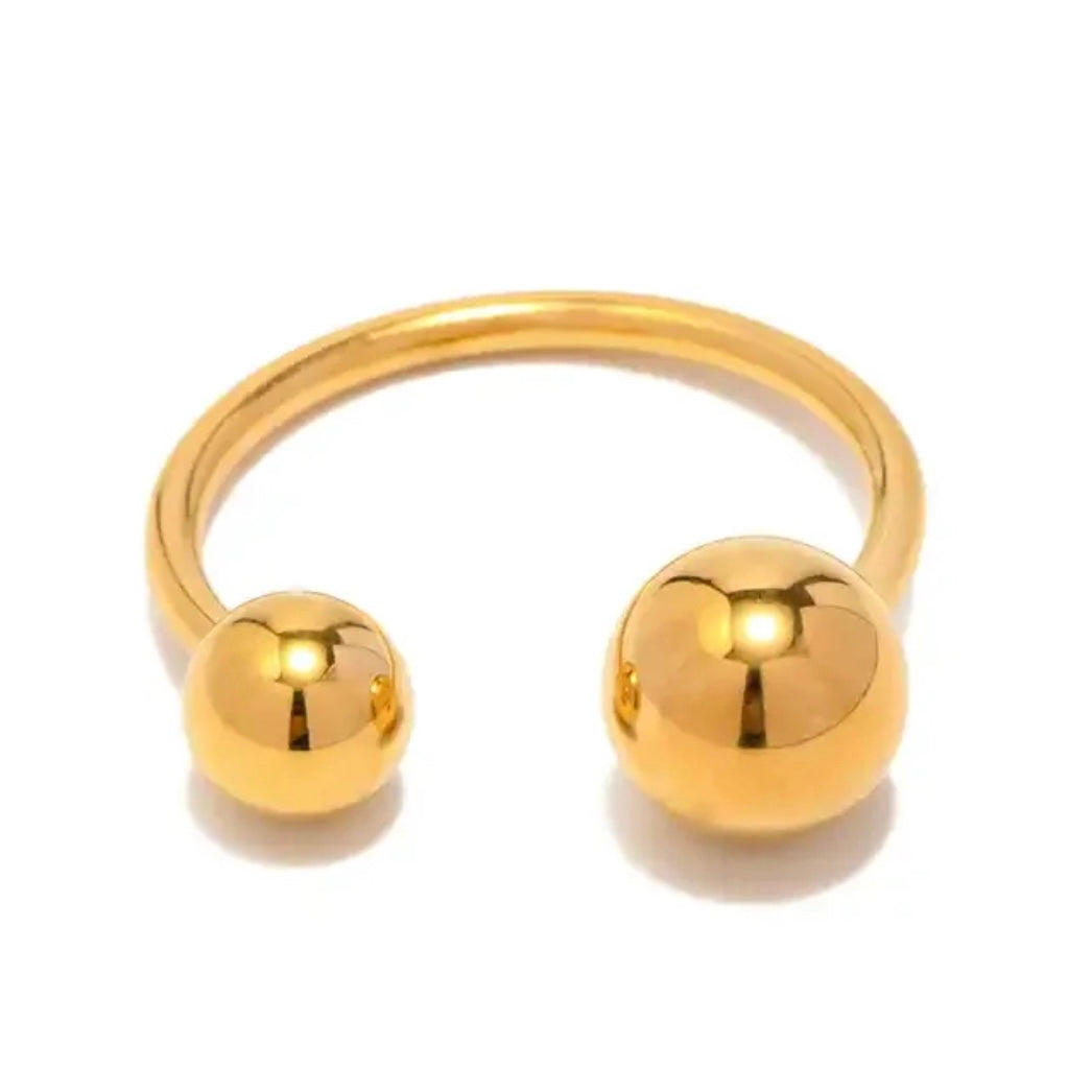 The Kelly Rings