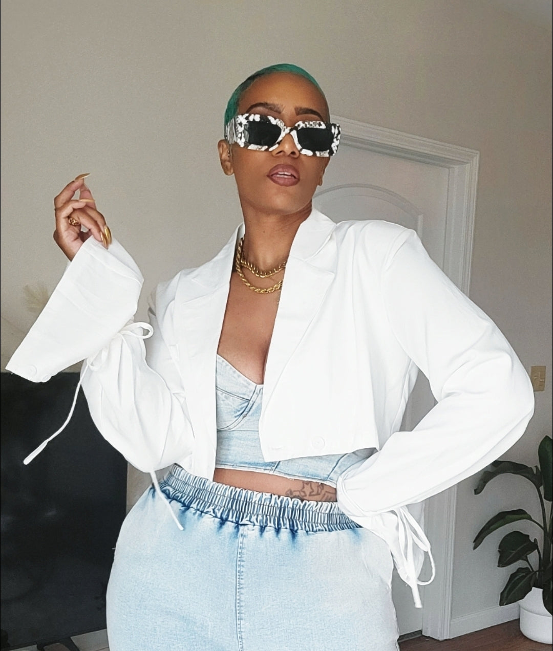 The Light Cropped Blazer