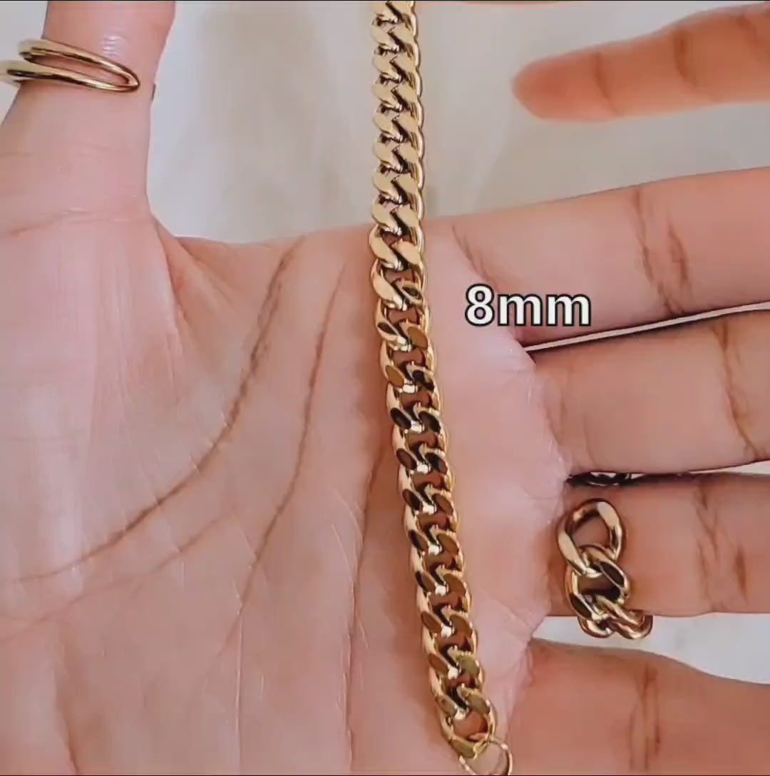 Load and play video in Gallery viewer, The Cuban Bracelet