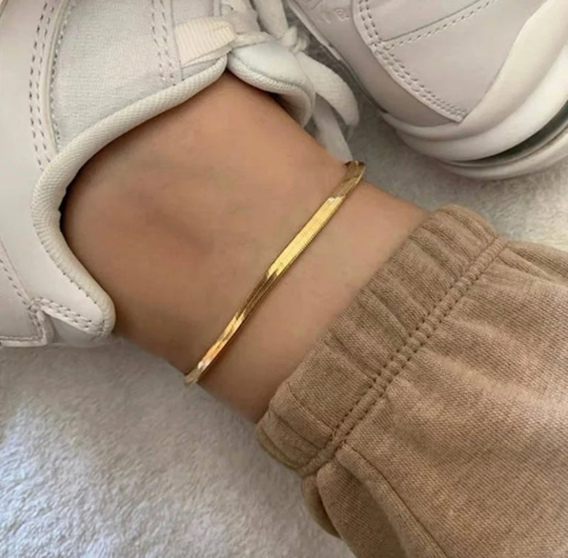 The Amber Snake Anklet