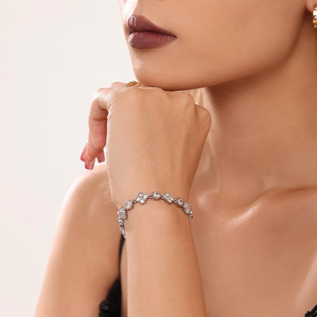 The Clover Gem Bracelet
