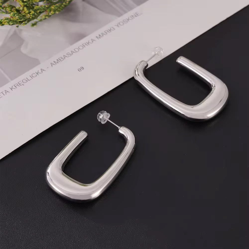 The Bella Hoops