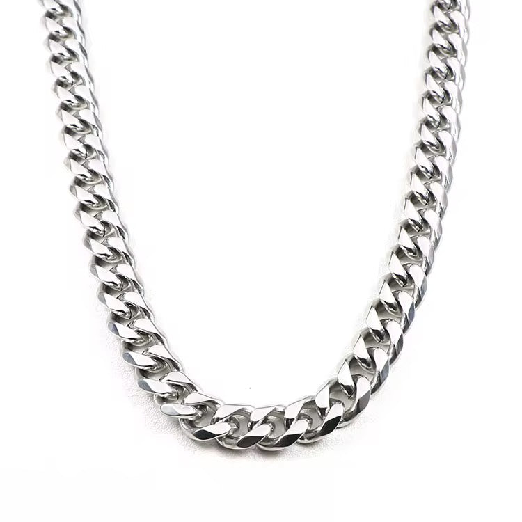 The Cuban Silver Necklace