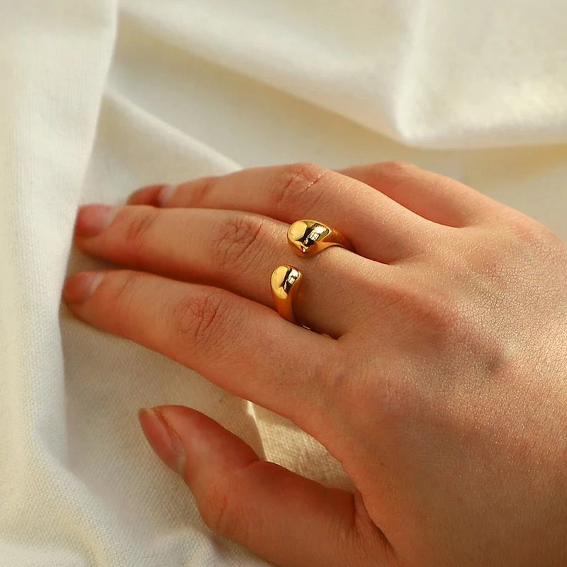The Water Drop Ring