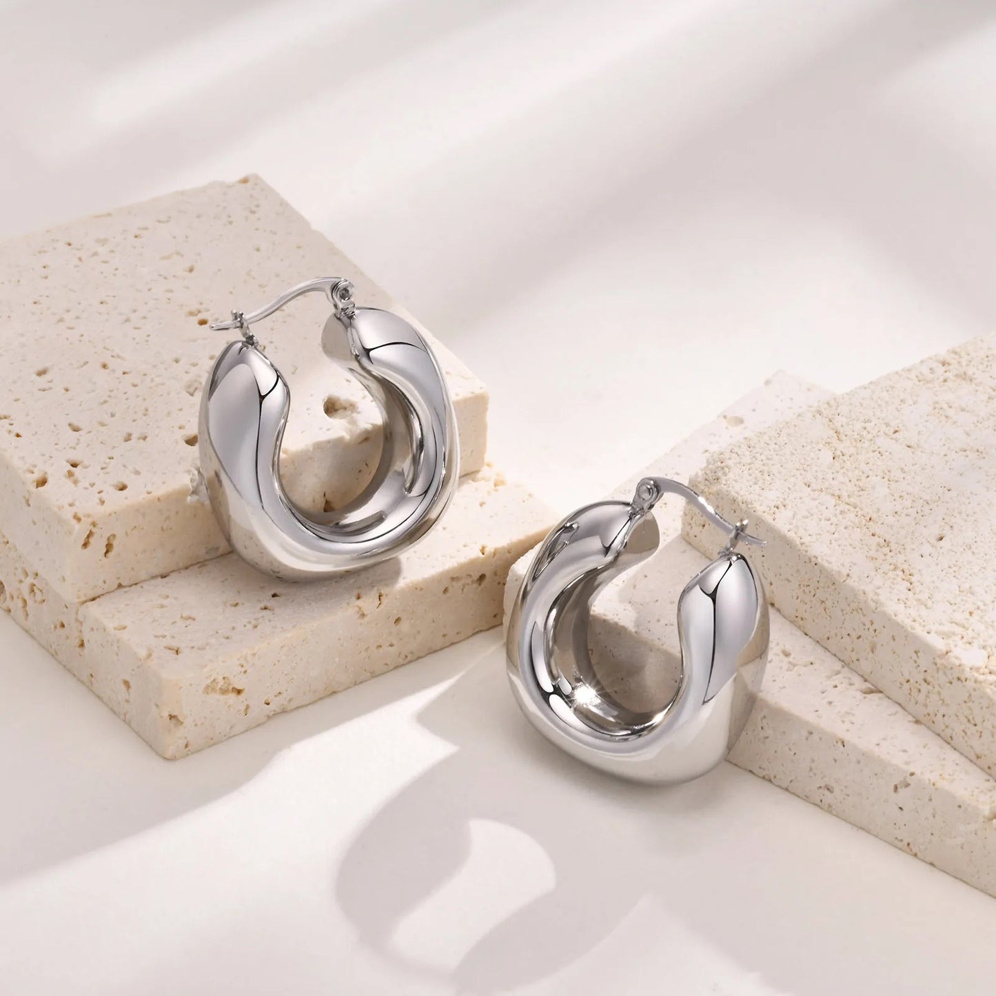 The Dalilah Hoops