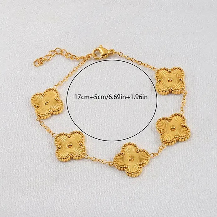 The Clover Bracelet