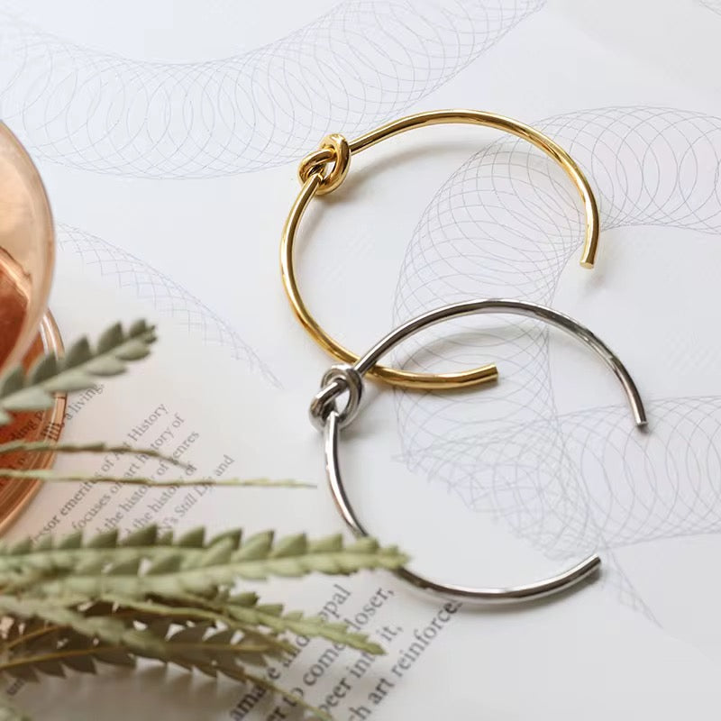 The Knot Bangle