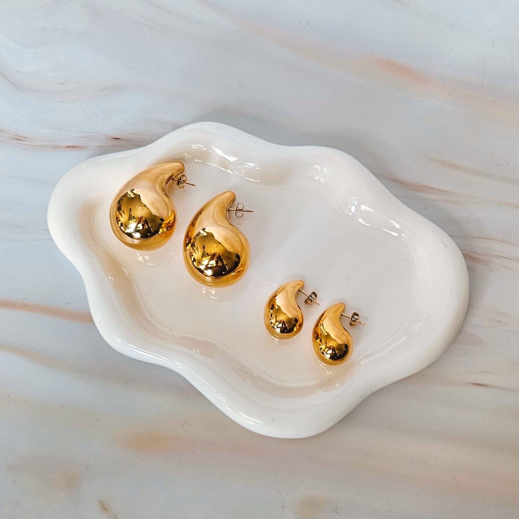 The Water Drop Earrings