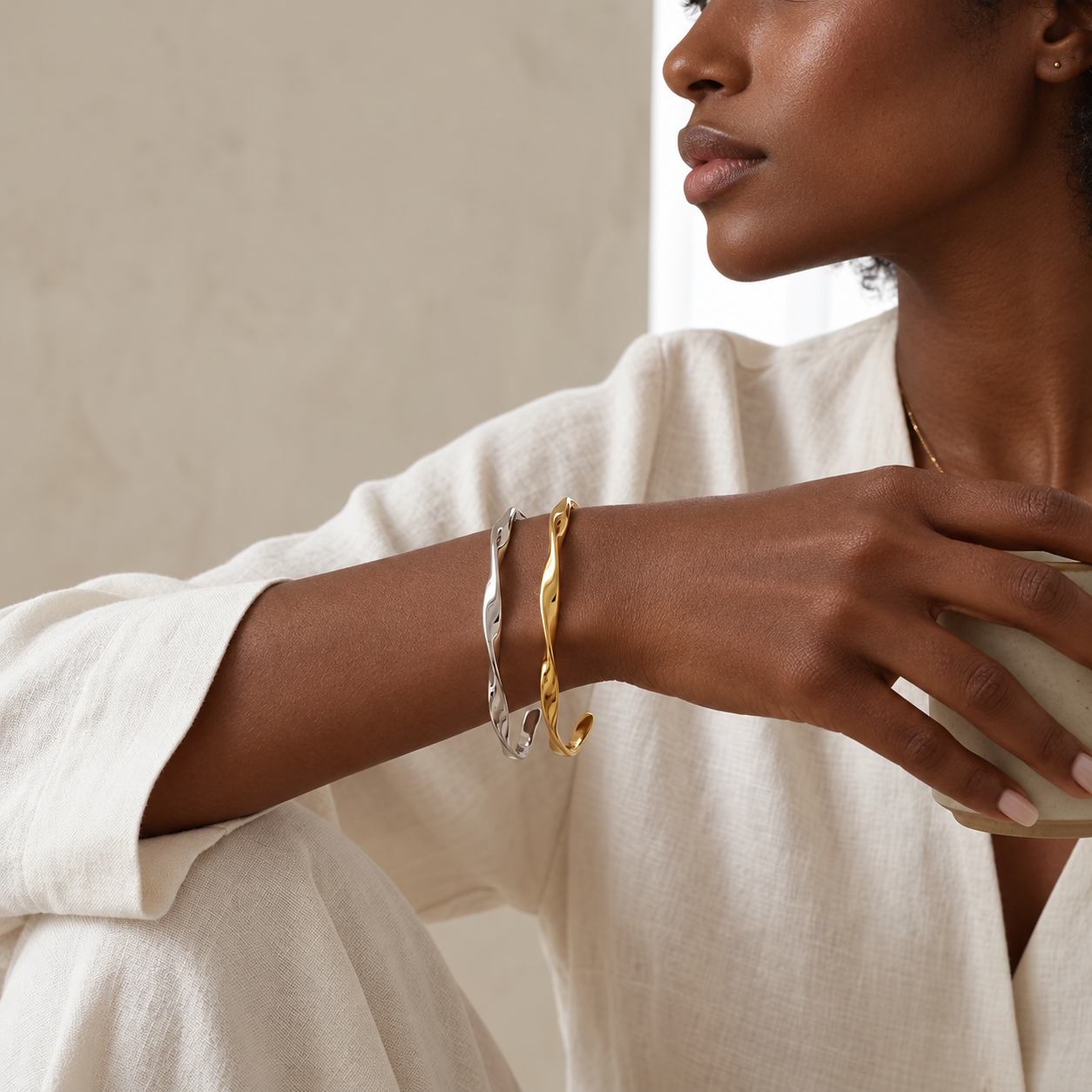 The Thin Twist Bangle