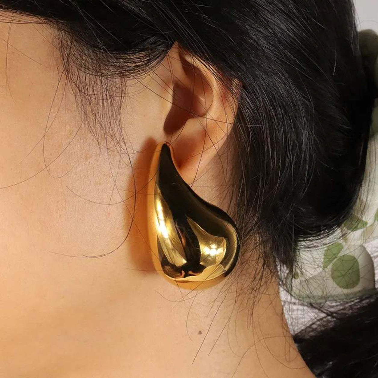 The Water Drop Earrings