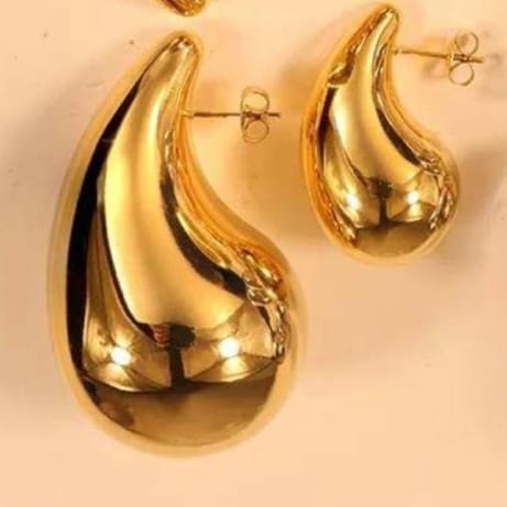 The Water Drop Earrings