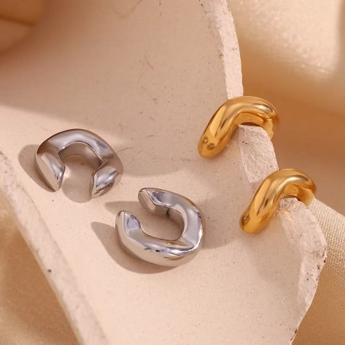 The Thick Wave Silver Ear Cuff