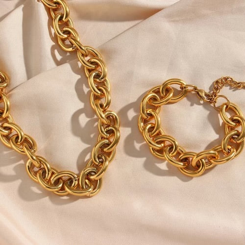 The Goddess Necklace