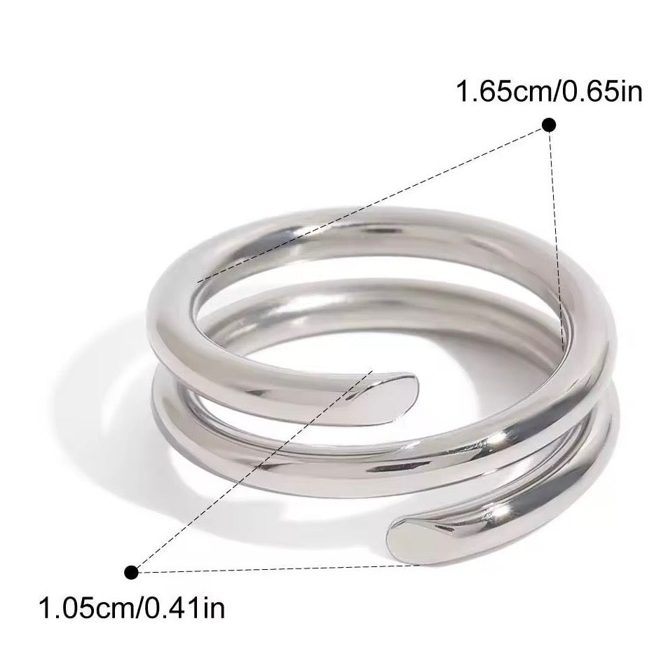 The Nelle Short Silver Ring