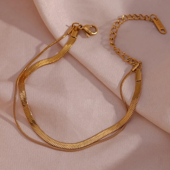 The Minimal Stack Bracelet