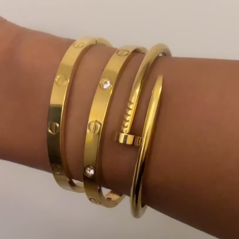 Load and play video in Gallery viewer, The It Girl Stack
