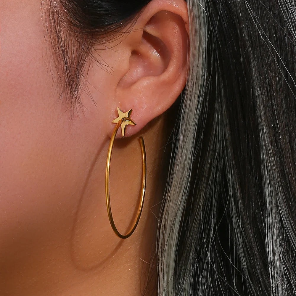The Star Me Hoops
