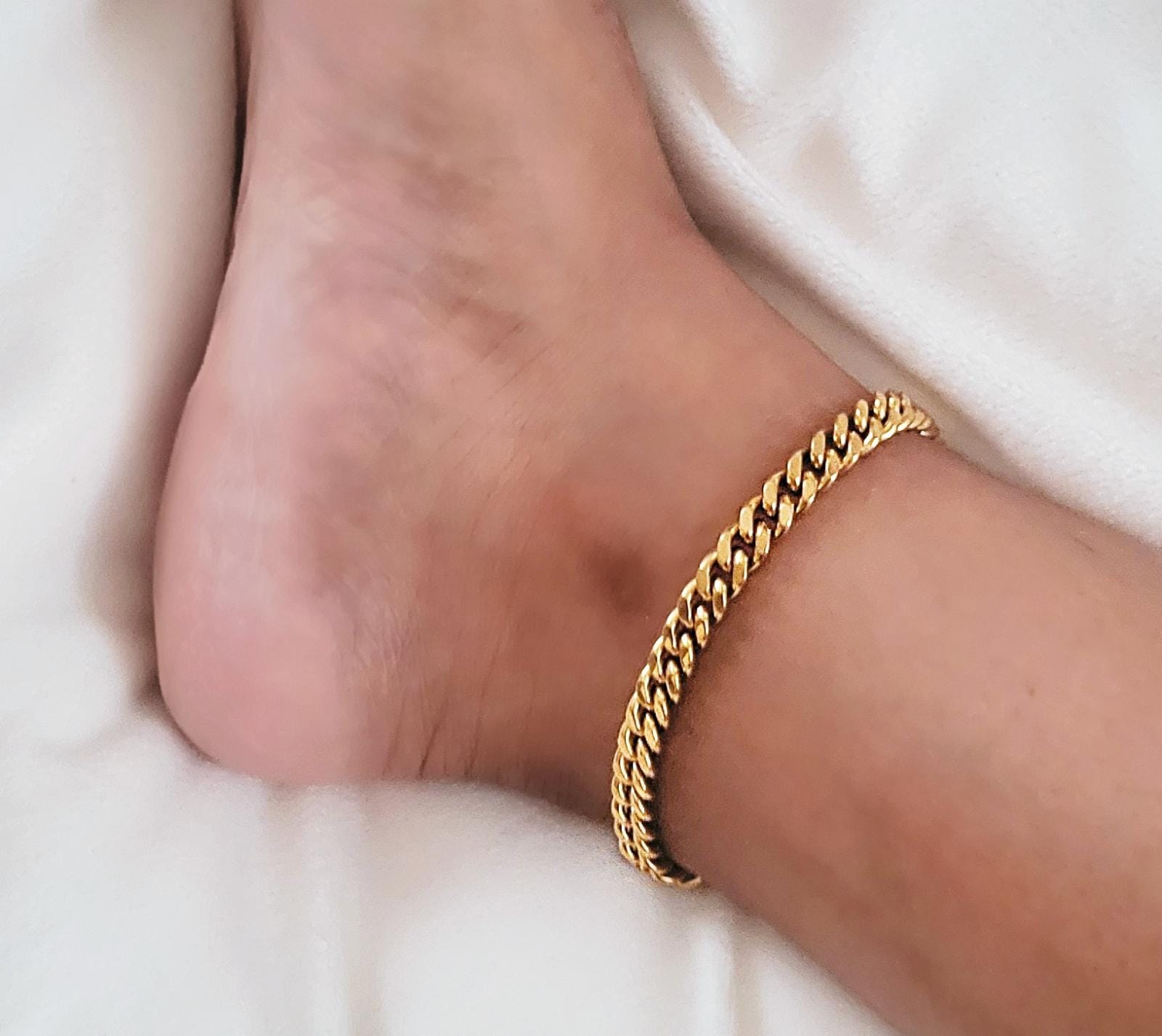 The Cuban Anklet