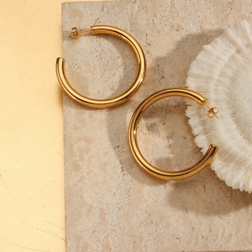 The Large Smooth Hoops