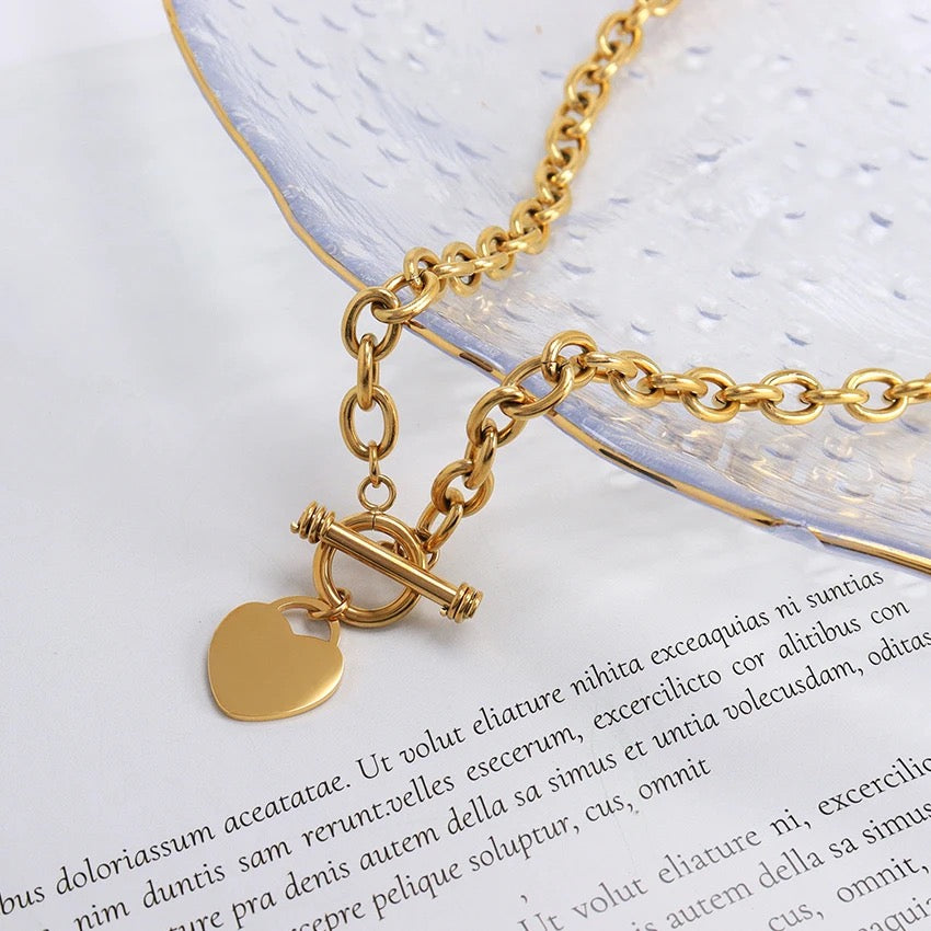 Load image into Gallery viewer, The Heart Toggle Necklace
